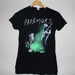 Paramore band tee | Hot Topic